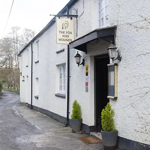 Inn Fox And Hounds Llancarfan